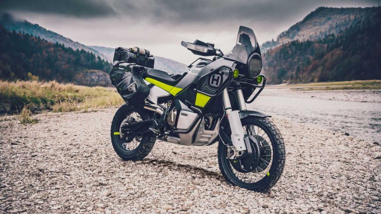 Husqvarna Norden 901: arrivano le immagini definitive