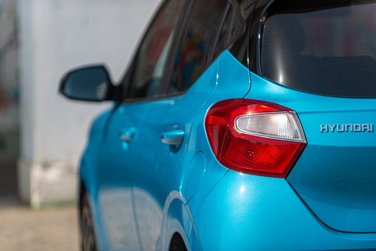 Hyundai i10 1.0 MT Prime: la prova su strada