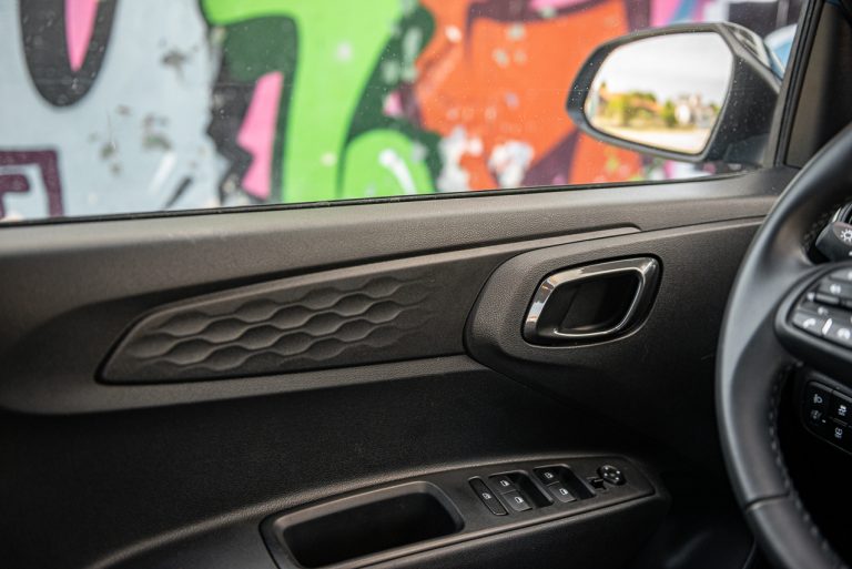 Hyundai i10 1.0 MT Prime: la prova su strada