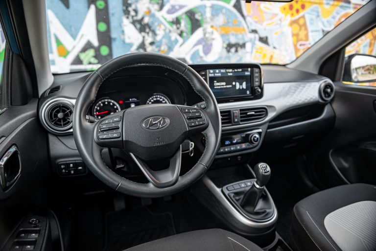 Hyundai i10 1.0 MT Prime: la prova su strada