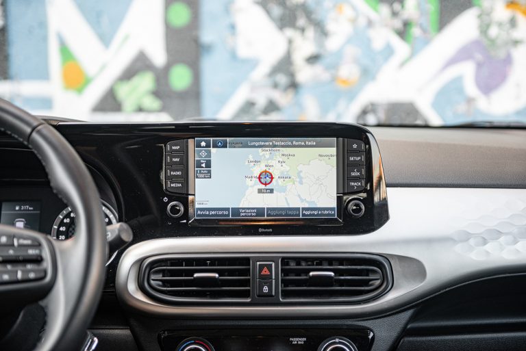 Hyundai i10 1.0 MT Prime: la prova su strada