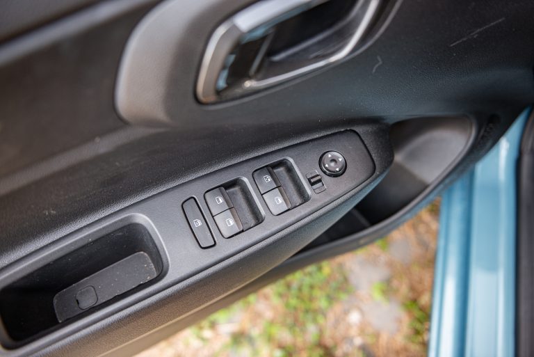 Hyundai i10 1.0 MT Prime: la prova su strada
