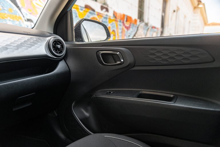 Hyundai i10 1.0 MT Prime: la prova su strada