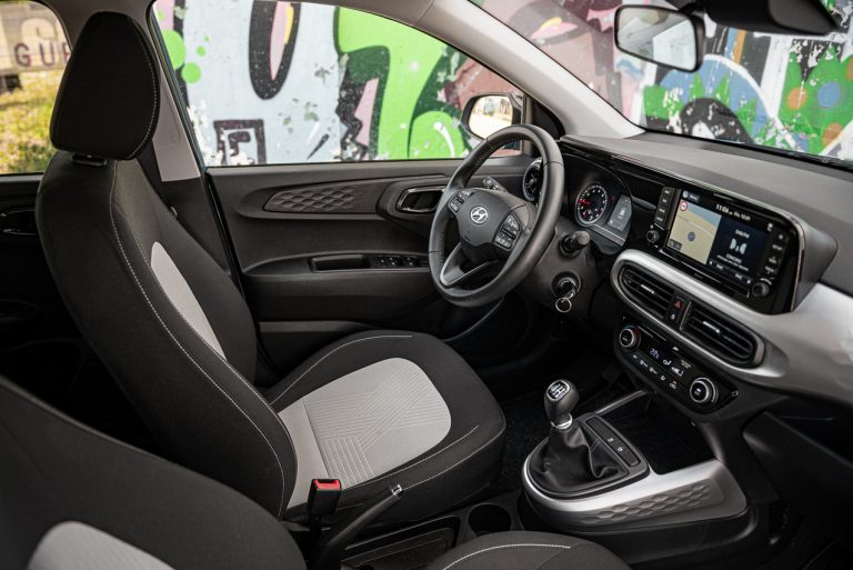 Hyundai i10 1.0 MT Prime: la prova su strada