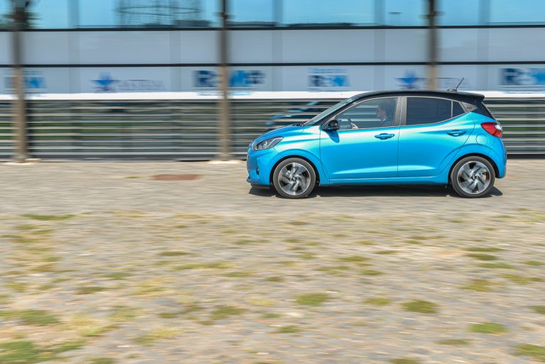 Hyundai i10 1.0 MT Prime: la prova su strada