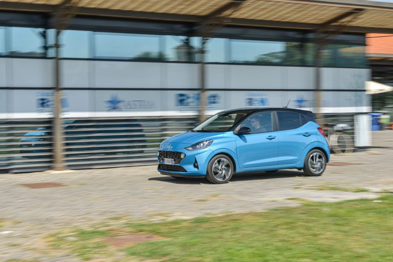 Hyundai i10 1.0 MT Prime: la prova su strada