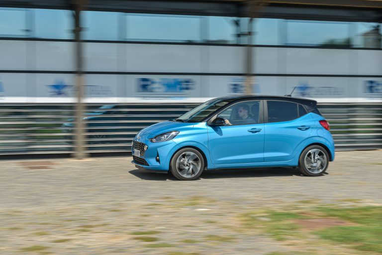 Hyundai i10 1.0 MT Prime: la prova su strada