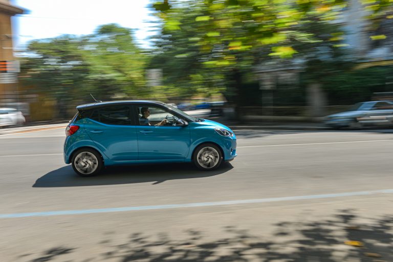 Hyundai i10 1.0 MT Prime: la prova su strada