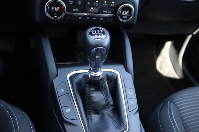 Ford Kuga 2.0 EcoBlue Hybrid Titanium: la prova su strada