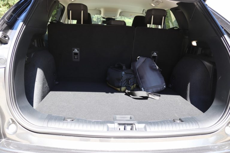 Ford Kuga 2.0 EcoBlue Hybrid Titanium: la prova su strada