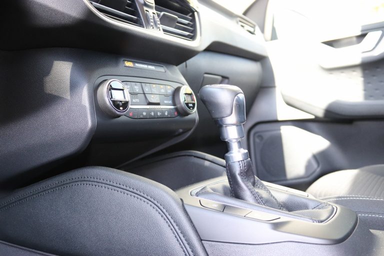 Ford Kuga 2.0 EcoBlue Hybrid Titanium: la prova su strada