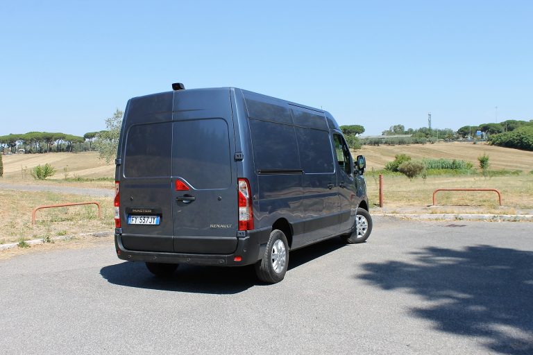 Renault Master dCi 180 Energy: la prova su strada