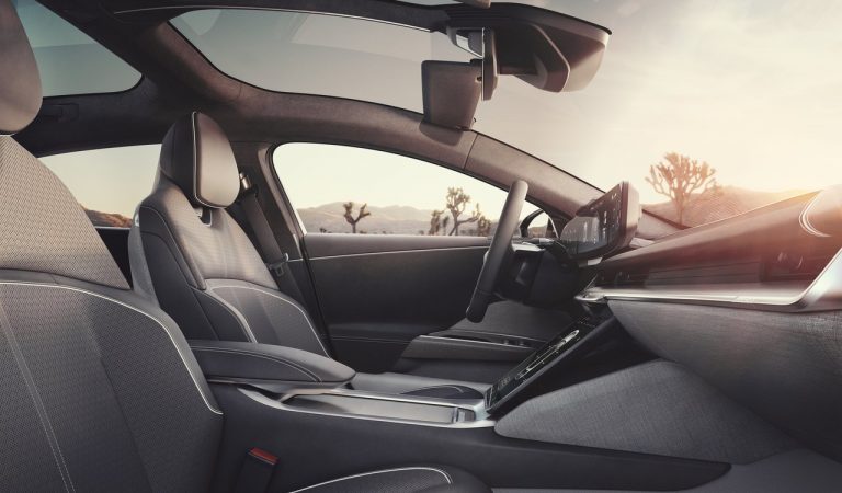 Nuova Lucid Air: immagini ufficiali