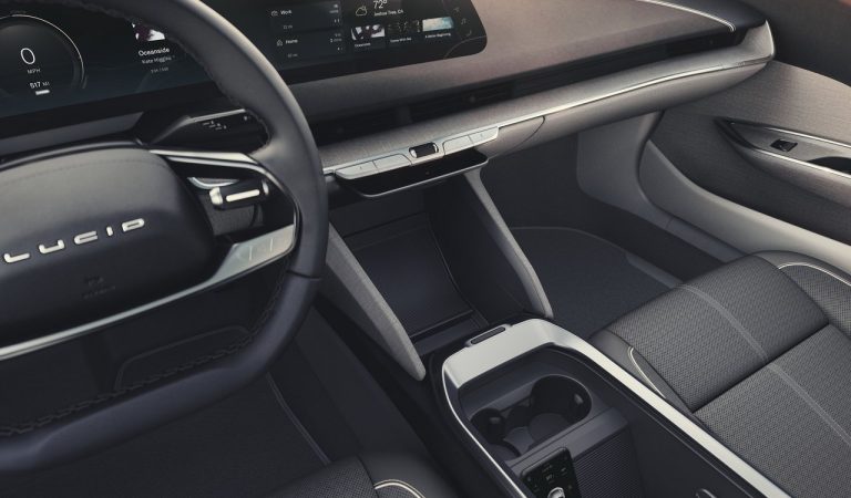 Nuova Lucid Air: immagini ufficiali