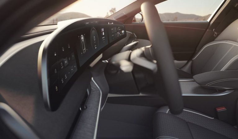 Nuova Lucid Air: immagini ufficiali