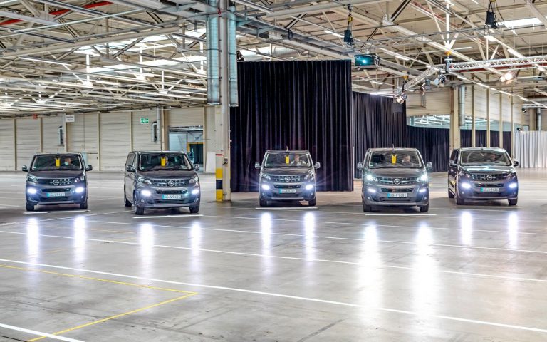 Opel Zafira e-Life: immagini ufficiali