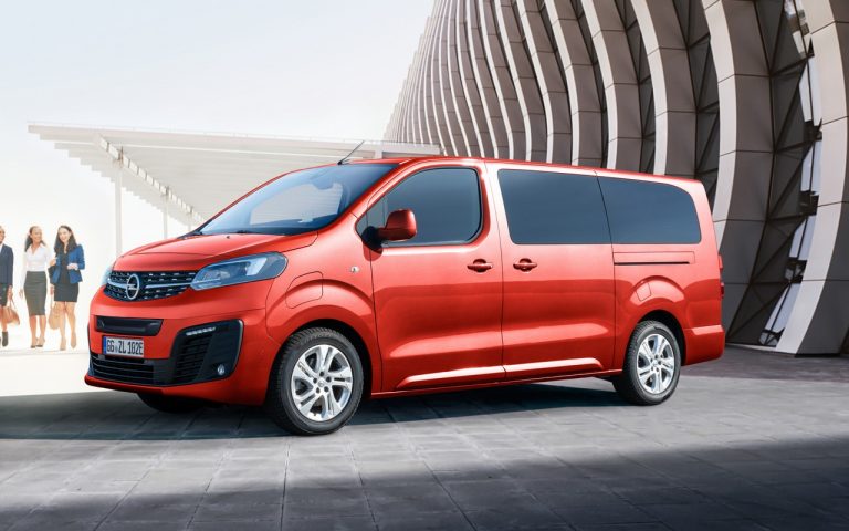 Opel Zafira e-Life: immagini ufficiali