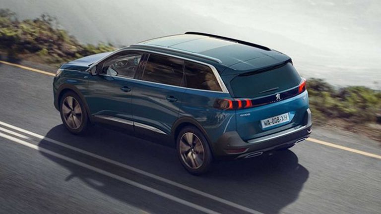 Peugeot 5008 restyling 2021: immagini ufficiali