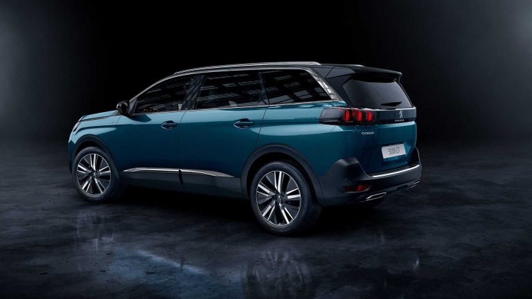 Peugeot 5008 restyling 2021: immagini ufficiali
