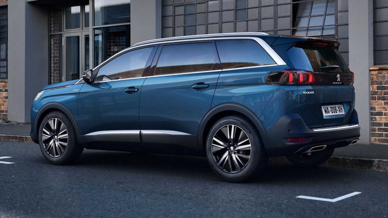 Peugeot 5008 restyling 2021: immagini ufficiali