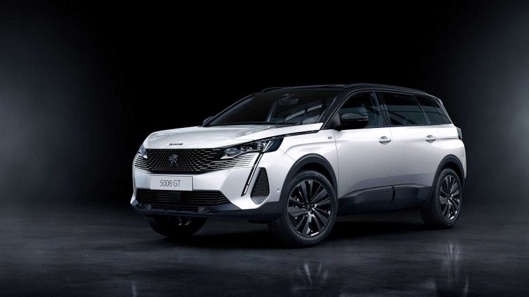 Peugeot 5008 restyling 2021: immagini ufficiali