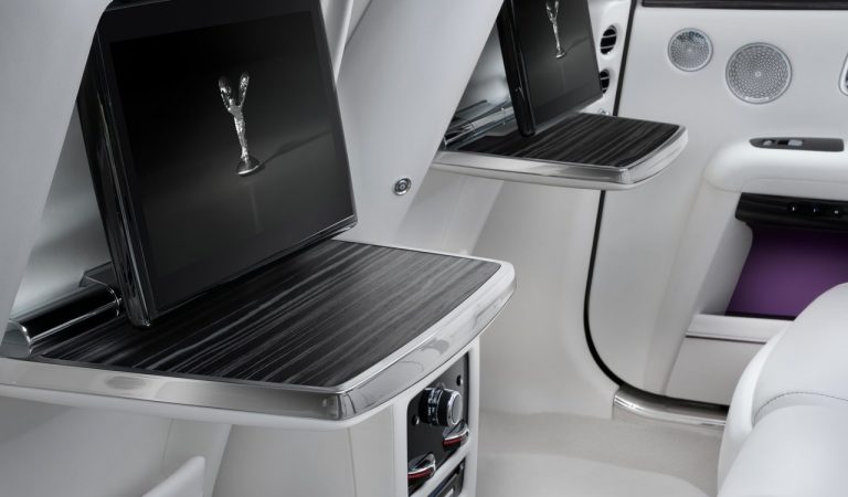 Nuova Rolls-Royce Ghost: immagini ufficiali