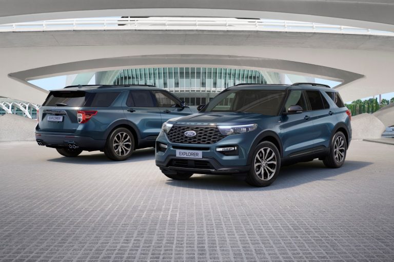 Ford Explorer Plug-in Hybrid 2020: immagini ufficiali