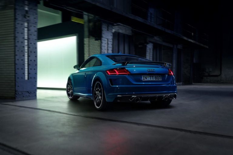 Audi TT S Line Competition Plus 2021: immagini ufficiali