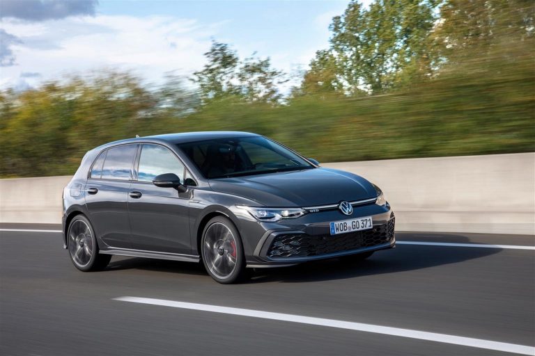 Volkswagen Golf 8 GTD 2021: immagini ufficiali