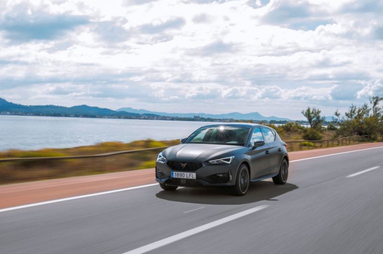Cupra Leon 2020: nuove immagini ufficiali