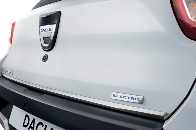 Dacia Spring per car sharing: immagini ufficiali
