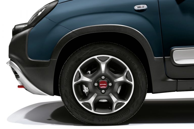 Fiat Panda Life, Fiat Panda Sport e Fiat Panda Cross 2021: immagini ufficiali