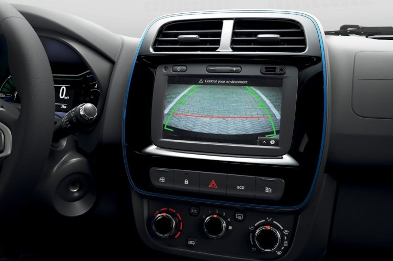 Dacia Spring per car sharing: immagini ufficiali