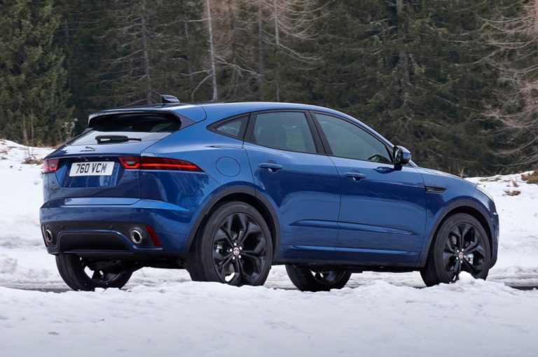 Jaguar E-Pace 2021: immagini ufficiali