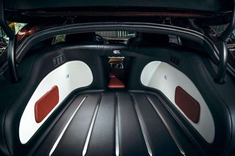 Niels Van Roij Design Silver Spectre Shooting Brake 2020