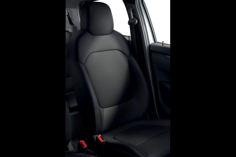 Dacia Spring per car sharing: immagini ufficiali