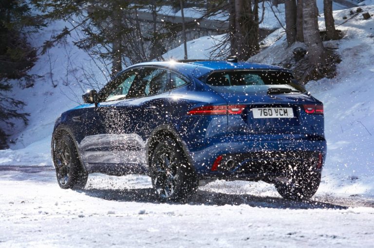 Jaguar E-Pace 2021: immagini ufficiali