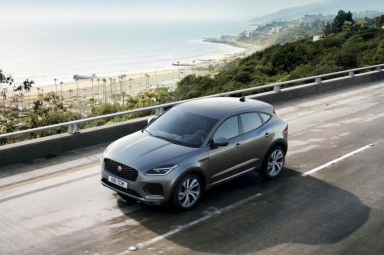 Jaguar E-Pace 2021: immagini ufficiali