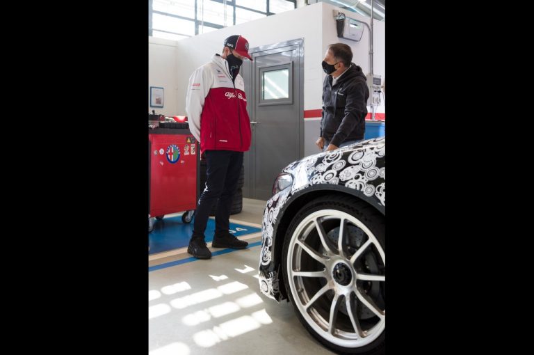 Alfa Romeo Gta, test a Balocco con Räikkönen e Giovinazzi