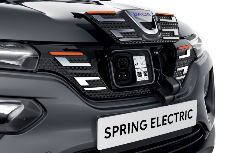 Dacia Spring 2021: immagini ufficiali