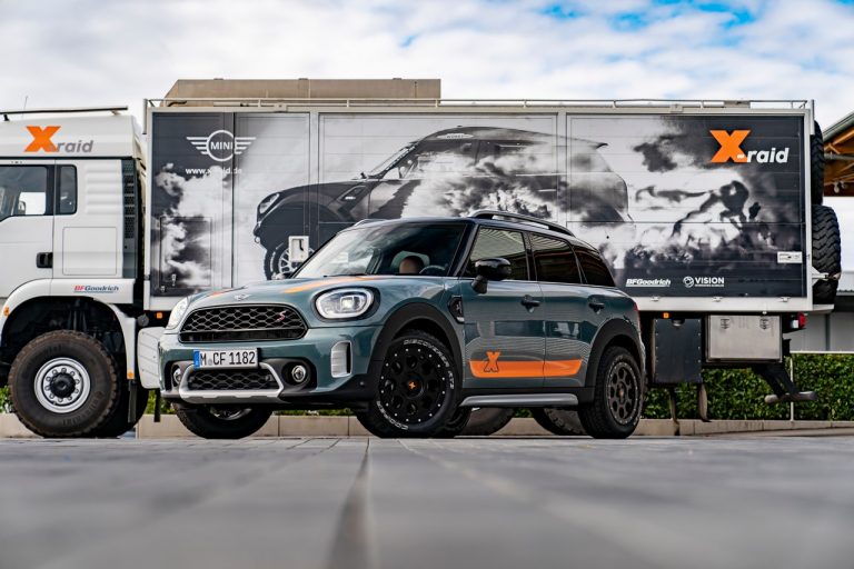 Mini Countryman by X-raid: immagini ufficiali