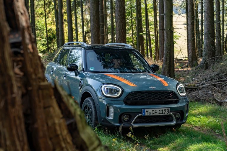 Mini Countryman by X-raid: immagini ufficiali