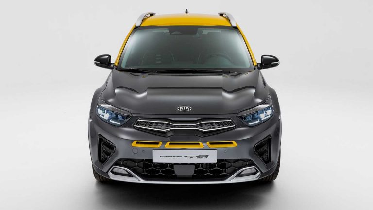 Kia Stonic restyling: immagini ufficiali