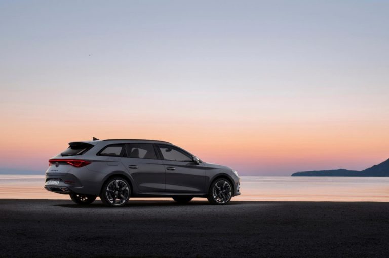 Cupra Leon 2020: nuove immagini ufficiali