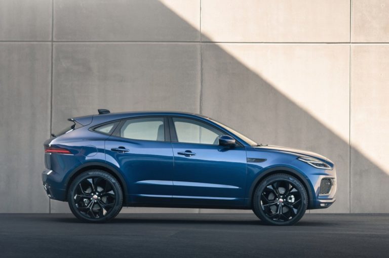 Jaguar E-Pace 2021: immagini ufficiali