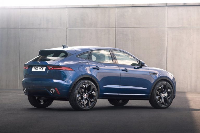 Jaguar E-Pace 2021: immagini ufficiali