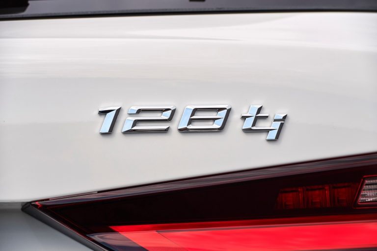 Bmw 128Ti 2021: immagini ufficiali