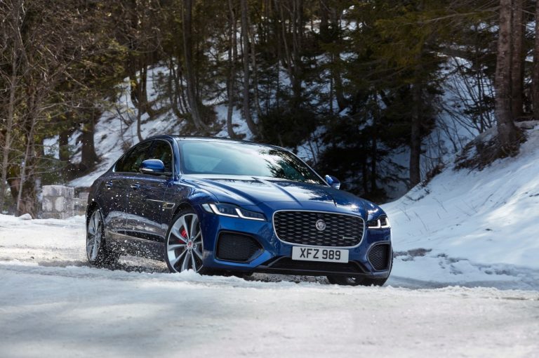 Jaguar XF 2021: immagini ufficiali