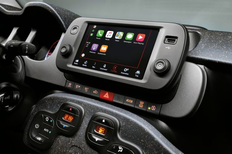 Fiat Panda Life, Fiat Panda Sport e Fiat Panda Cross 2021: immagini ufficiali