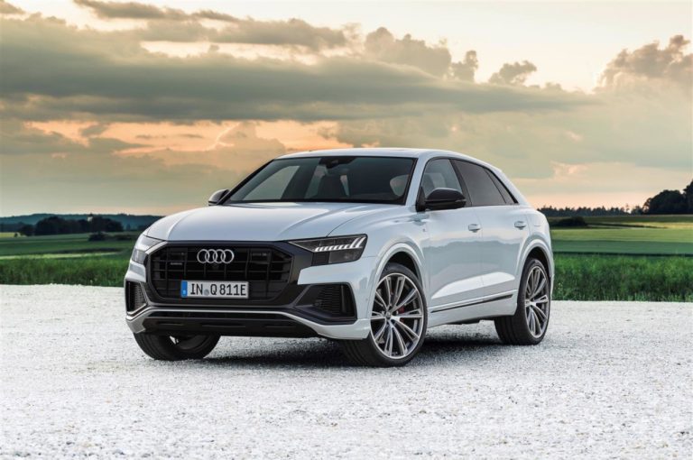 Audi Q8 TFSI e quattro 2021: immagini ufficiali